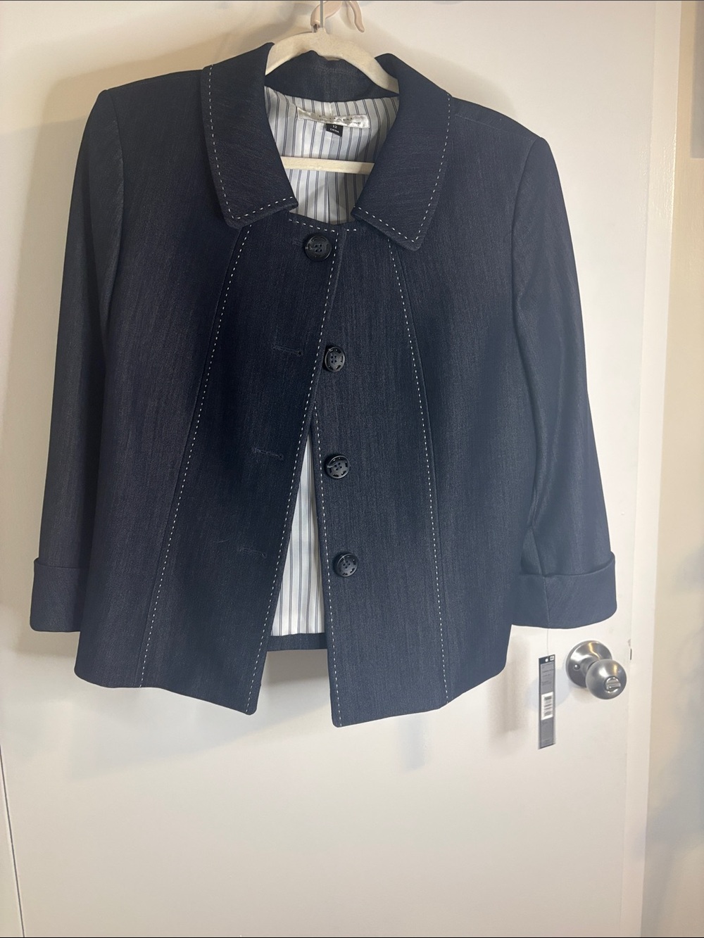 Tahari Dark Navy Button-Front Cropped Blazer